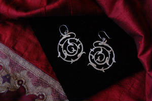 earrings/E-9